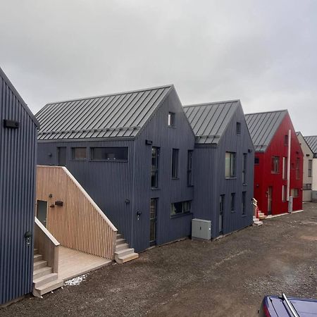 Stilren Leilighet I Henningsvaer Exteriér fotografie