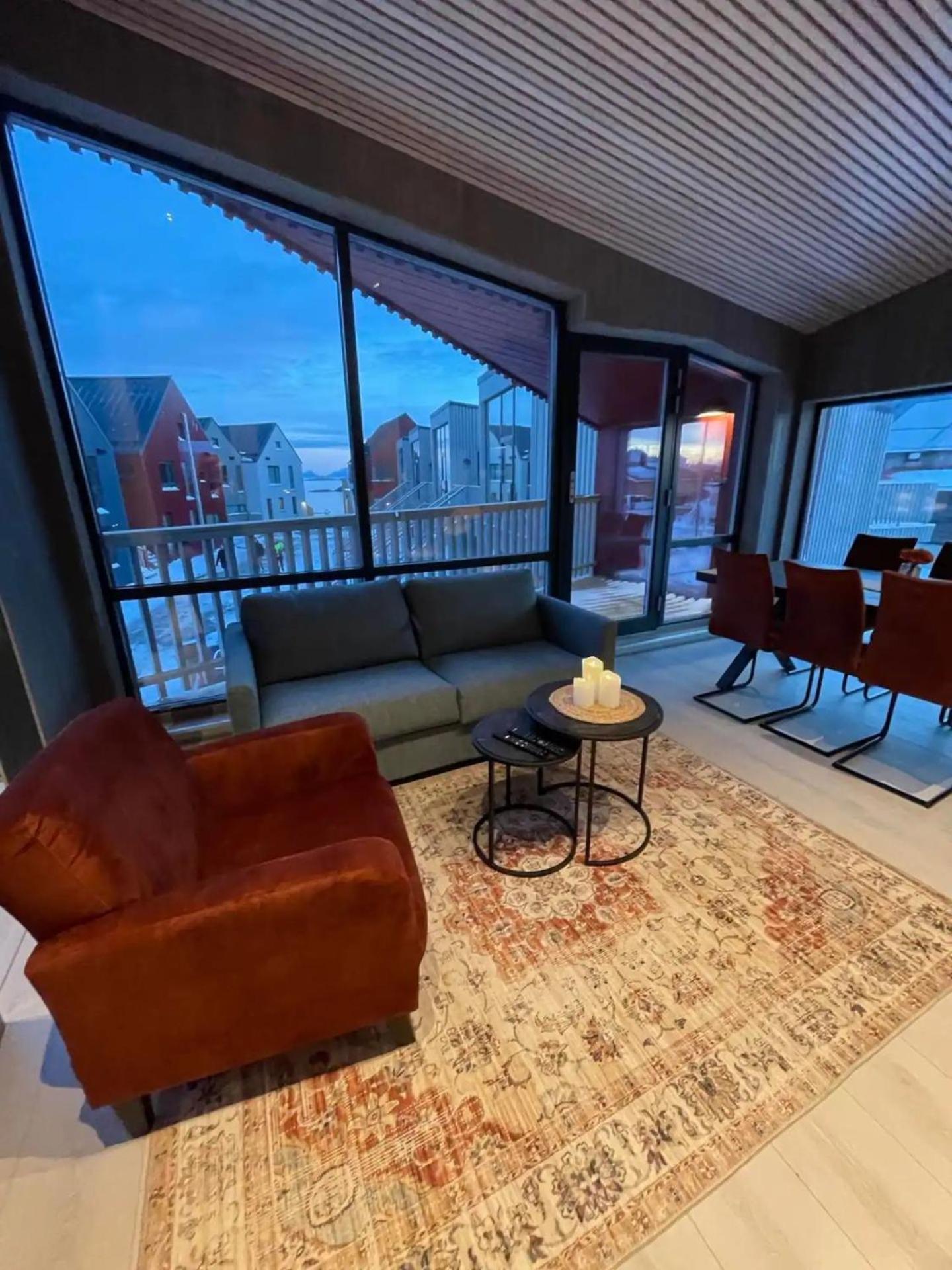 Stilren Leilighet I Henningsvaer Exteriér fotografie